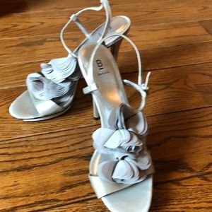 Bakers grey platform stilettos 👠👡